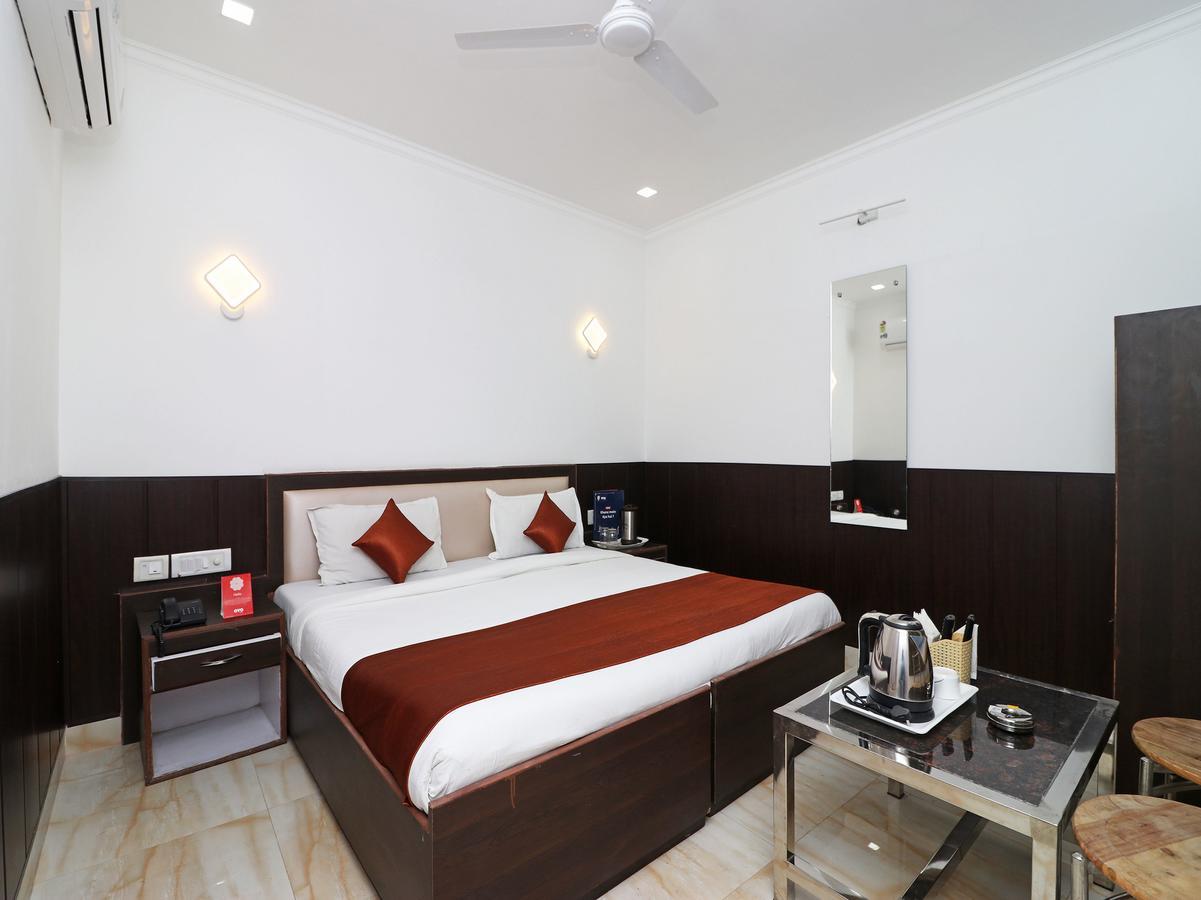 Oyo 11526 Hotel Apollo Agra  Bagian luar foto