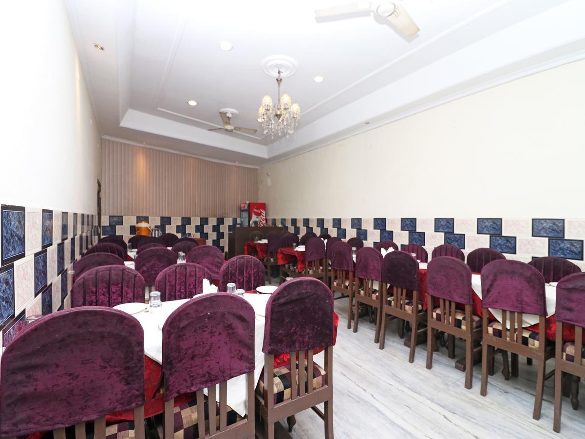 Oyo 11526 Hotel Apollo Agra  Bagian luar foto